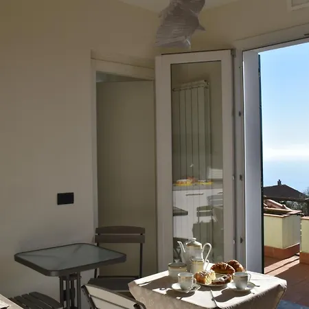 Paola Bed and breakfast Savona